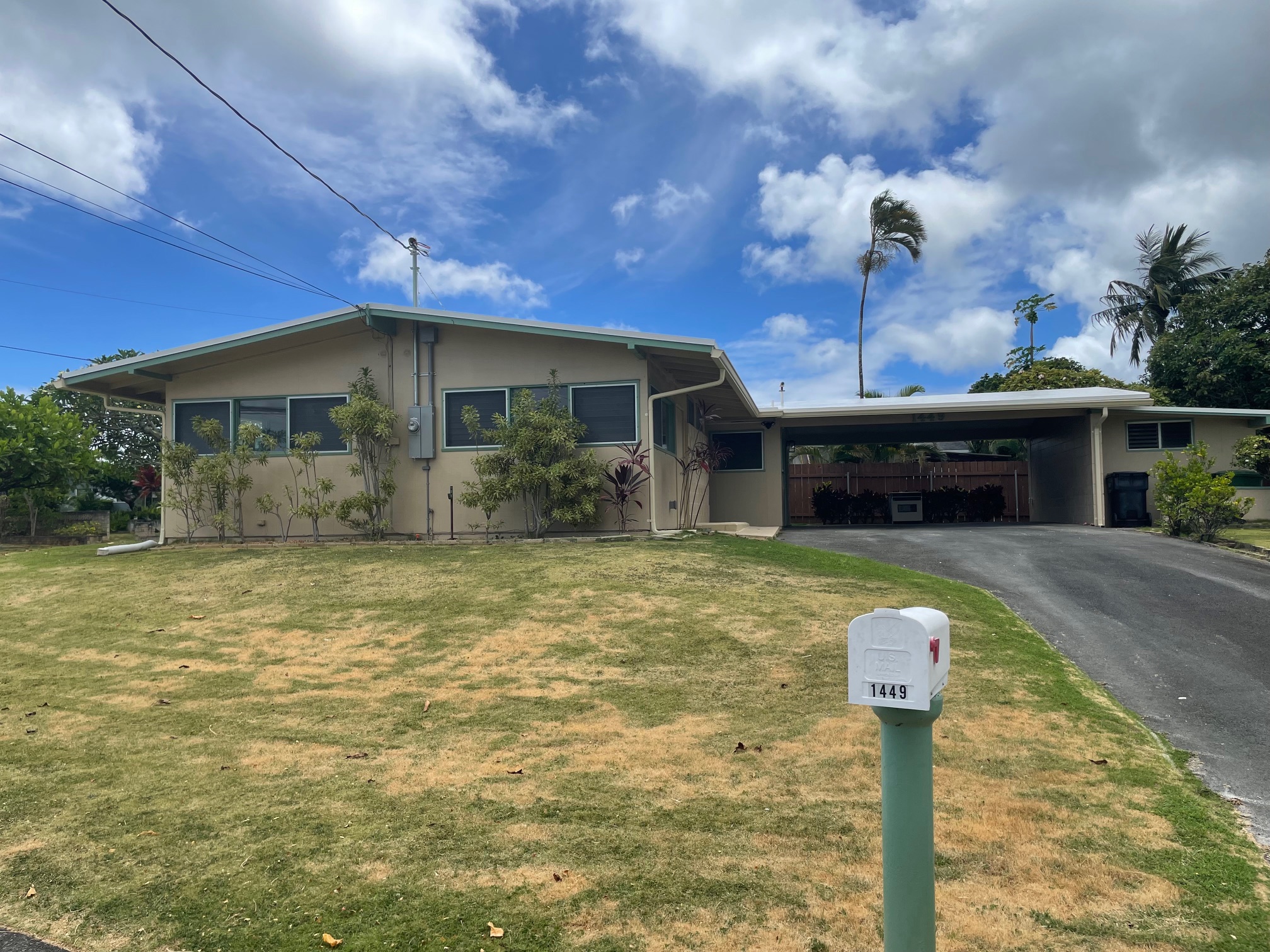 1449 Ulupuni Street